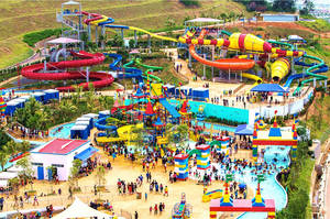 Featured image for Legoland Water Park Now OPEN To Public 22 Oct 2013